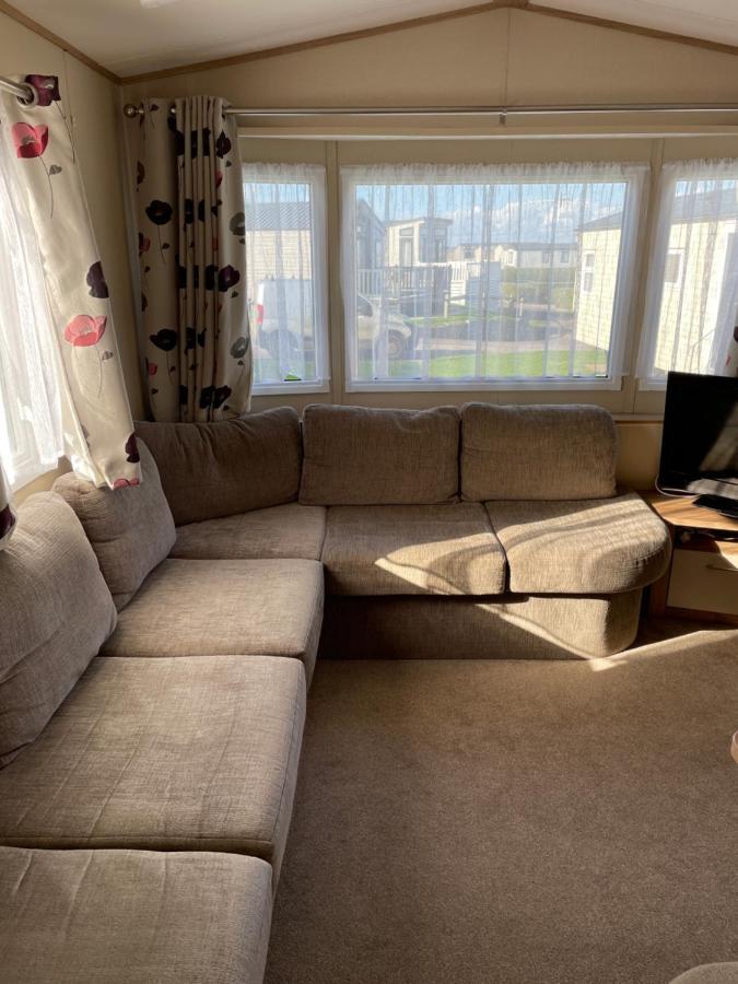 8 Berth Family Caravan West Sussex * Selsey