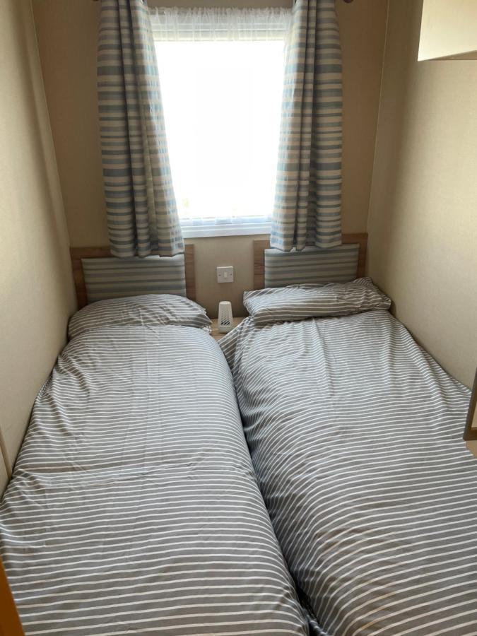8 Berth Family Caravan West Sussex Apartment *
